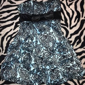 Blue prom dress